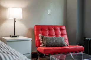 1028 E Juneau Ave, Milwaukee, WI 53202 - Photo 16