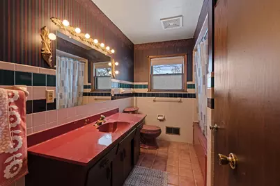 4620 N 135th St, Brookfield, WI 53005 - Photo 14