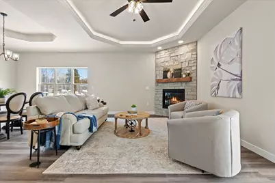 7050  Stonewood Ln, Lannon, WI 53046 - Photo 10