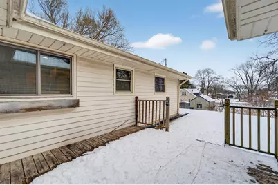 1150  Parkway Dr, Brookfield, WI 53005 - Photo 22