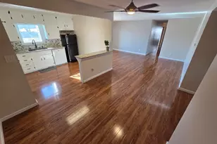 2403 Crosscreek Dr, Sheboygan, WI 53081 - Photo 6