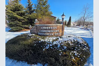 2403  Cross Creek Dr #B, Sheboygan, WI 53081 - Photo 4