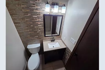 2403  Cross Creek Dr #B, Sheboygan, WI 53081 - Photo 18