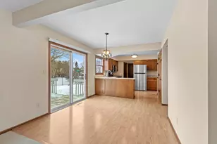 S38W27600 Wind Song Ridge, Waukesha, WI 53189 - Photo 4