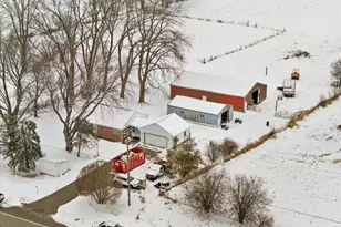 S46W29780 Genesee Rd, Genesee, WI 53189 - Photo 2