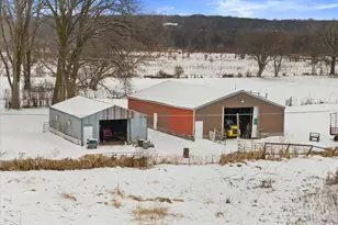 S46W29780 Genesee Rd, Genesee, WI 53189 - Photo 8