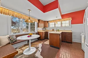 1158 Kavanaugh Pl, Wauwatosa, WI 53213 - Photo 16