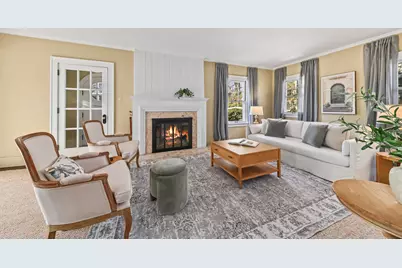 1158  Kavanaugh Pl, Wauwatosa, WI 53213 - Photo 4