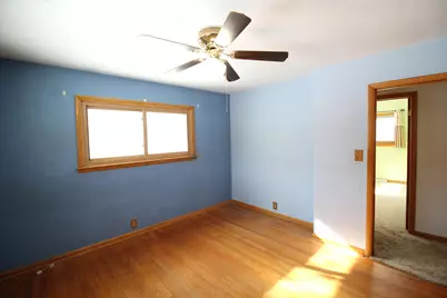 W153N9972  Neptune Dr, Germantown, WI 53022 - Photo 16