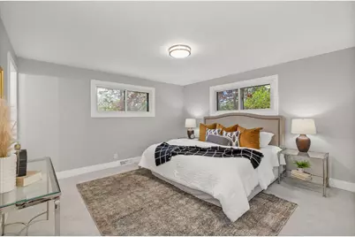 250 W Suburban Ct, Fox Point, WI 53217 - Photo 10