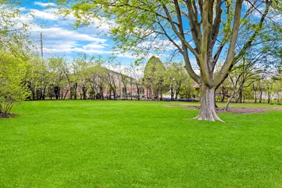 250 W Suburban Ct, Fox Point, WI 53217 - Photo 26