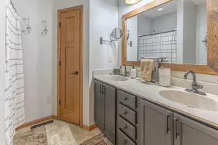 N8353 Ducke Dr, Holland, WI 54636 - Photo 12