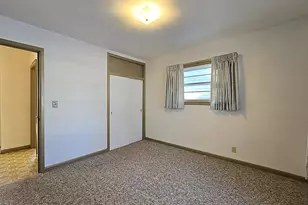 1104 S 107th St, West Allis, WI 53214 - Photo 20