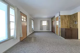 1104 S 107th St, West Allis, WI 53214 - Photo 10