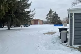 W242N4251 Swan Rd, Pewaukee, WI 53072 - Photo 14