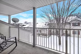 936 Roseland Dr, Kewaskum, WI 53040 - Photo 2