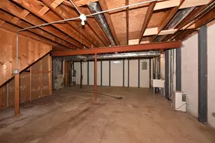 1010 Sunset Ridge Dr, West Bend, WI 53090 - Photo 36