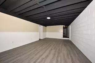 1010 Sunset Ridge Dr, West Bend, WI 53090 - Photo 16