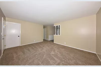 1010  Sunset Ridge Dr, West Bend, WI 53090 - Photo 20