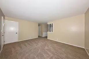 1010 Sunset Ridge Dr, West Bend, WI 53090 - Photo 20