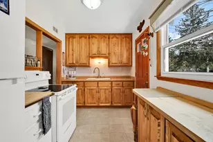 W150S6441 Spring Ln, Muskego, WI 53150 - Photo 6