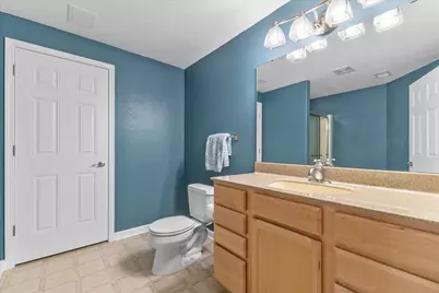 N54W16684  Ravenwood Dr, Menomonee Falls, WI 53051 - Photo 32