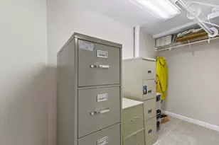 N54W16684 Ravenwood Dr, Menomonee Falls, WI 53051 - Photo 26