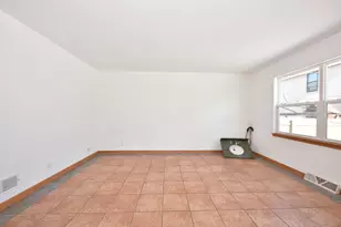 1310 S 7th St, Milwaukee, WI 53204 - Photo 26