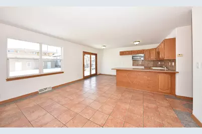 1310 S 7th St #1312, Milwaukee, WI 53204 - Photo 28