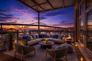 601 E Erie St, Milwaukee, WI 53202 - Photo 50