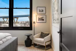 601 E Erie St, Milwaukee, WI 53202 - Photo 36