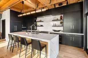 601 E Erie St, Milwaukee, WI 53202 - Photo 22