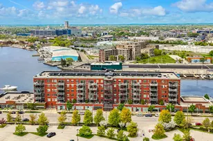 601 E Erie St, Milwaukee, WI 53202 - Photo 64