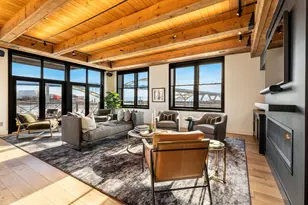 601 E Erie St, Milwaukee, WI 53202 - Photo 8