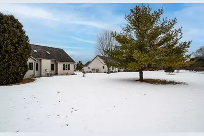 5015  Kingdom Ct, Racine, WI 53402 - Photo 28