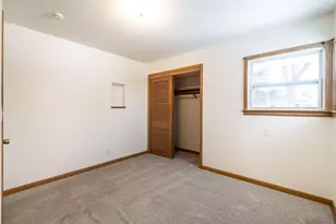 3401 W Wanda Ave, Milwaukee, WI 53221 - Photo 18