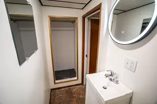 3401 W Wanda Ave, Milwaukee, WI 53221 - Photo 26