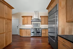 N37W22910 Wyndemere Dr, Pewaukee, WI 53072 - Photo 58