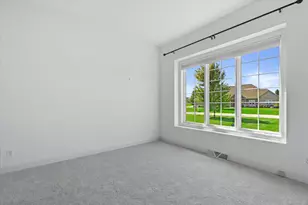 N37W22910 Wyndemere Dr, Pewaukee, WI 53072 - Photo 24