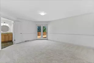 N37W22910 Wyndemere Dr, Pewaukee, WI 53072 - Photo 16