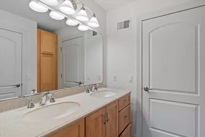 N37W22910  Wyndemere Dr, Pewaukee, WI 53072 - Photo 26