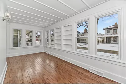 419  17th St, Racine, WI 53403 - Photo 12