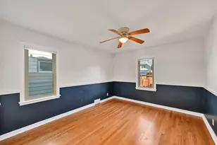 2472 N 73rd St, Wauwatosa, WI 53213 - Photo 14