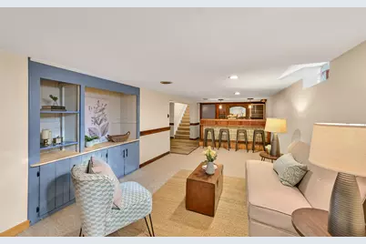 2472 N 73rd St, Wauwatosa, WI 53213 - Photo 22