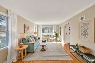 2472 N 73rd St, Wauwatosa, WI 53213 - Photo 6