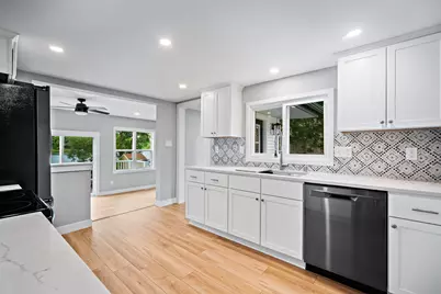 1266 E Green Lake Dr, Farmington, WI 53090 - Photo 6