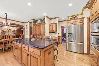 2820  Norman Dr, Brookfield, WI 53045 - Photo 16