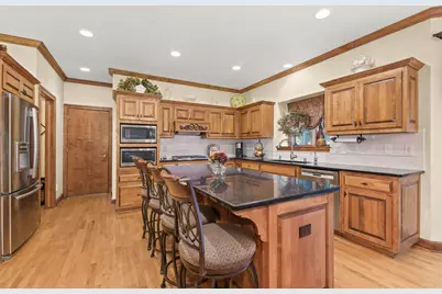 2820  Norman Dr, Brookfield, WI 53045 - Photo 18