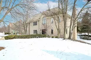 2820 Norman Dr, Brookfield, WI 53045 - Photo 4