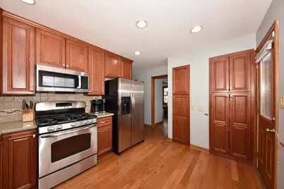 3019 N 74th St, Milwaukee, WI 53210 - Photo 12